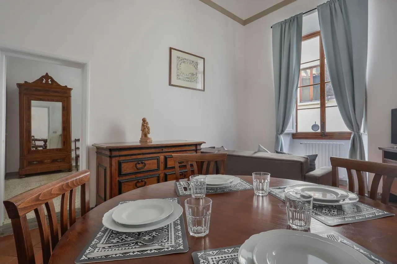 Apartment In Florence'S Heart: Via Delle Seggiole 0*, Florence