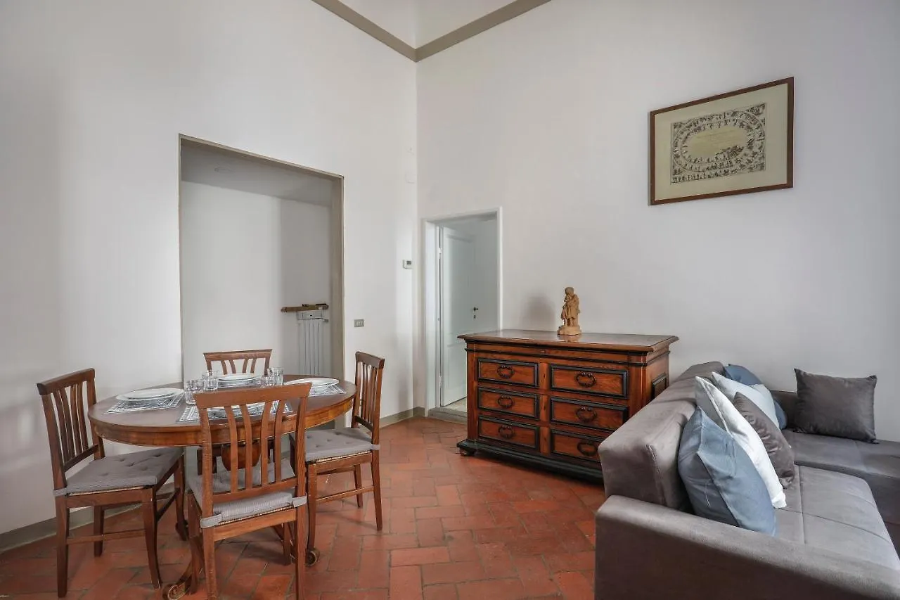 Apartment In Florence'S Heart: Via Delle Seggiole Italy