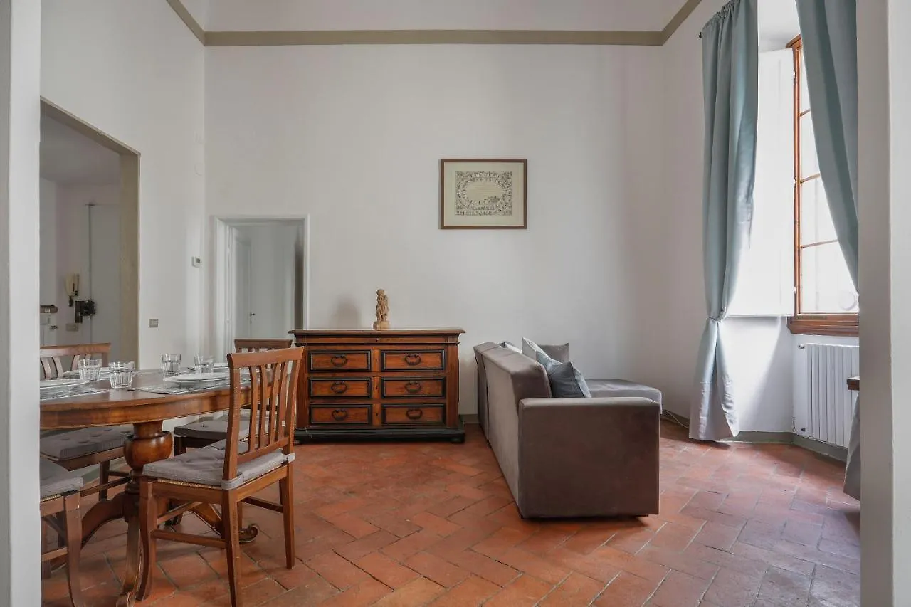 Apartment In Florence'S Heart: Via Delle Seggiole  Florence